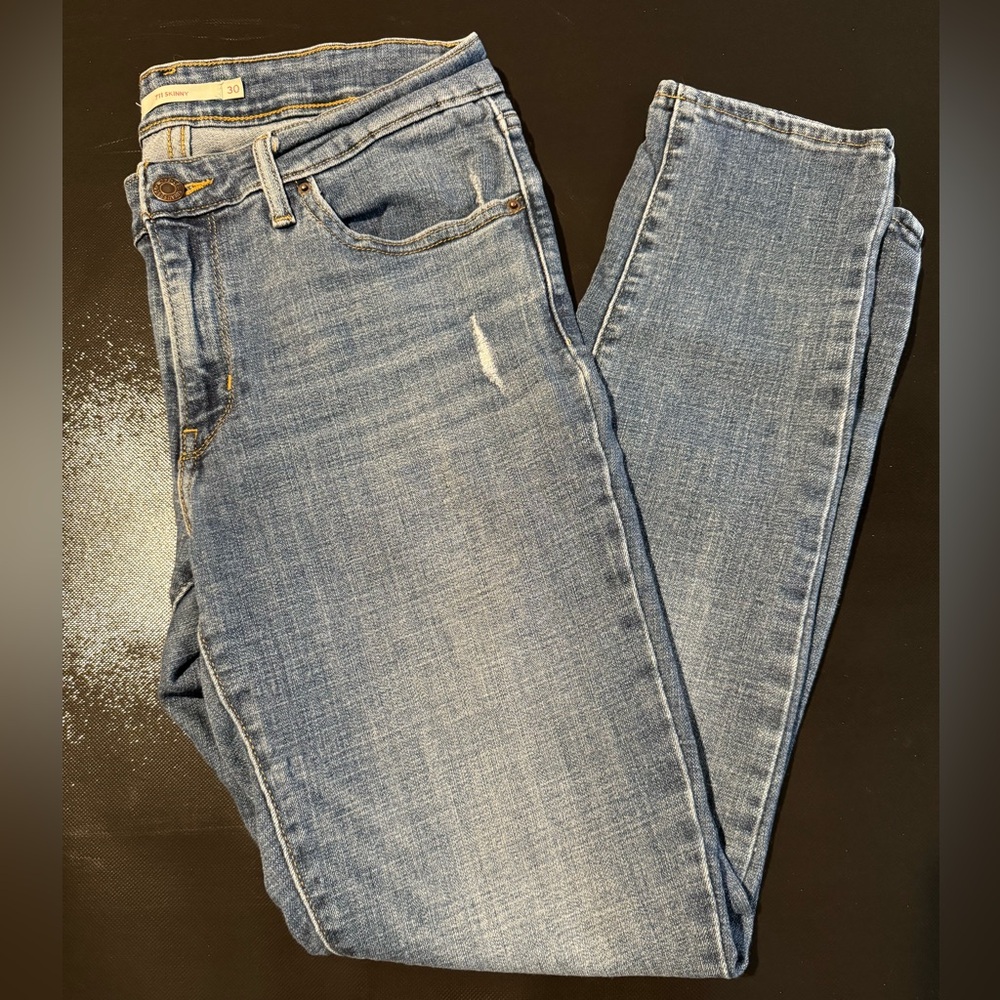 Levi’s Women’s 710 Skinny jeans Size 30 Blue